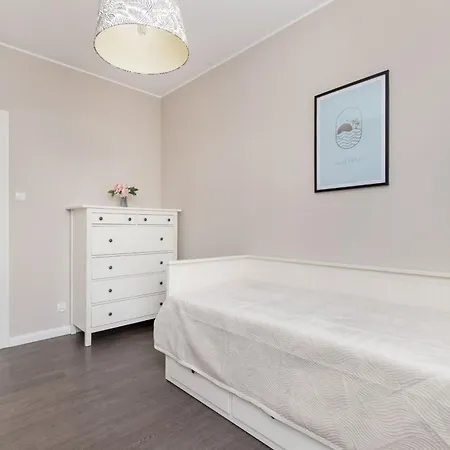Nowoczesny W Spokojnej Okolicy Z Parkingiem By Rent Like Apartament