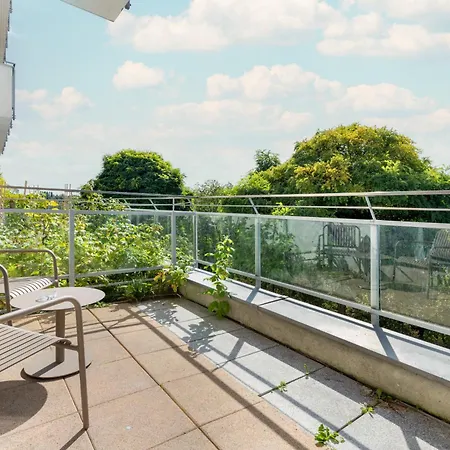 Apartment Nowoczesny W Spokojnej Okolicy Z Parkingiem By Rent Like *